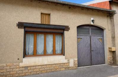 BELLE MAISON DE VILLAGE, 4 CHAMBRES, TERRASSE, JARDINET ET GRANGE — photo du bien