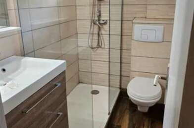 Maison  960 €