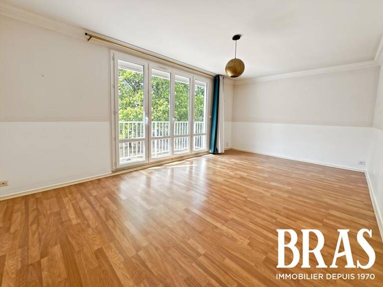 REZE BLORDIERE - T4 + CAVE + GARAGE — photo 1