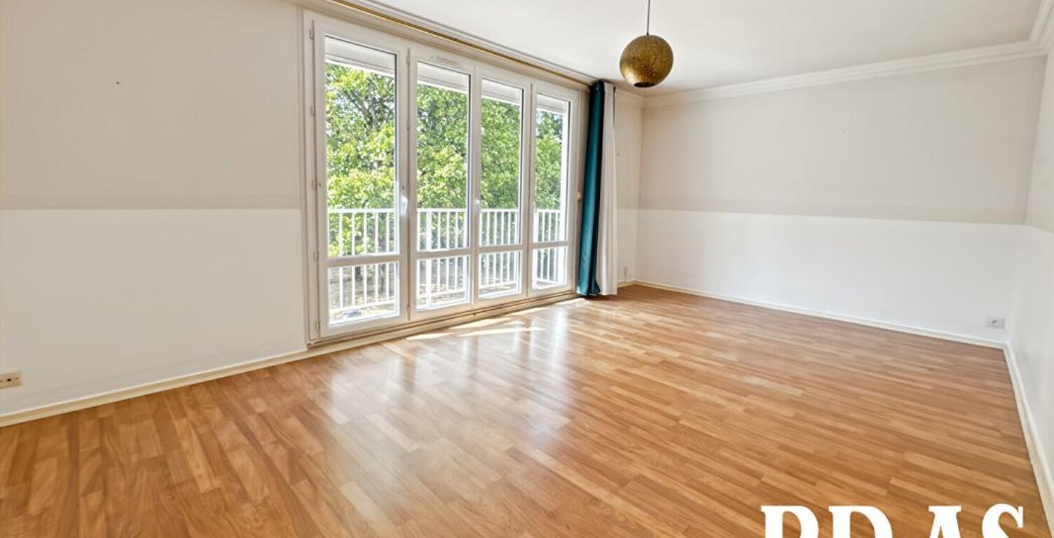 REZE BLORDIERE - T4 + CAVE + GARAGE — photo 1