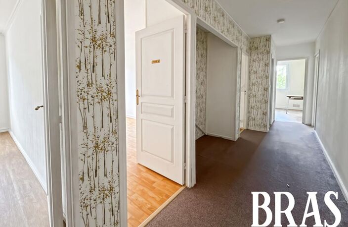 REZE BLORDIERE - T4 + CAVE + GARAGE — photo 4