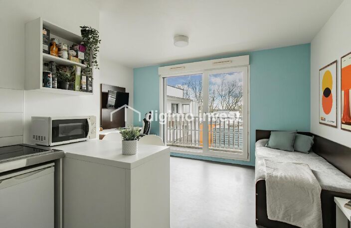 Studio vue dégagée avec porte-fenêtre - dernier étage — photo 2