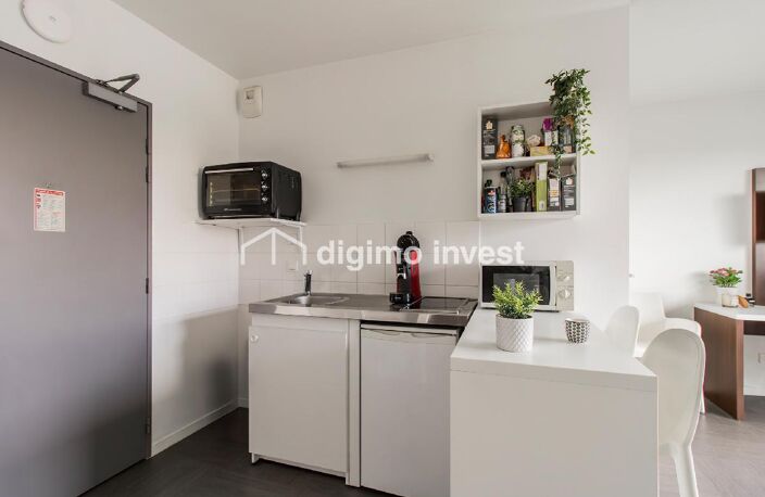 Studio vue dégagée avec porte-fenêtre - dernier étage — photo 5