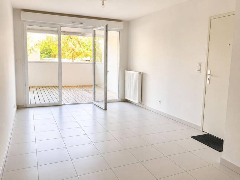 Beauzelle appartement de type T2 de 2017 avec terrasse de 23 m² et place de parking en sous-sol — photo 1