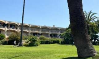 Appartement 1 Pièce 30 m² à louer à Villeneuve-Loubet (06270)