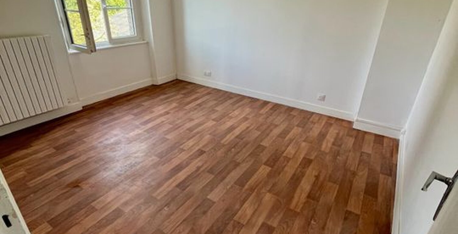 Appartement de 108m2 à louer sur Domfront en Poiraie — photo 1