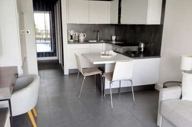 Appartement 1 pièces 700 €