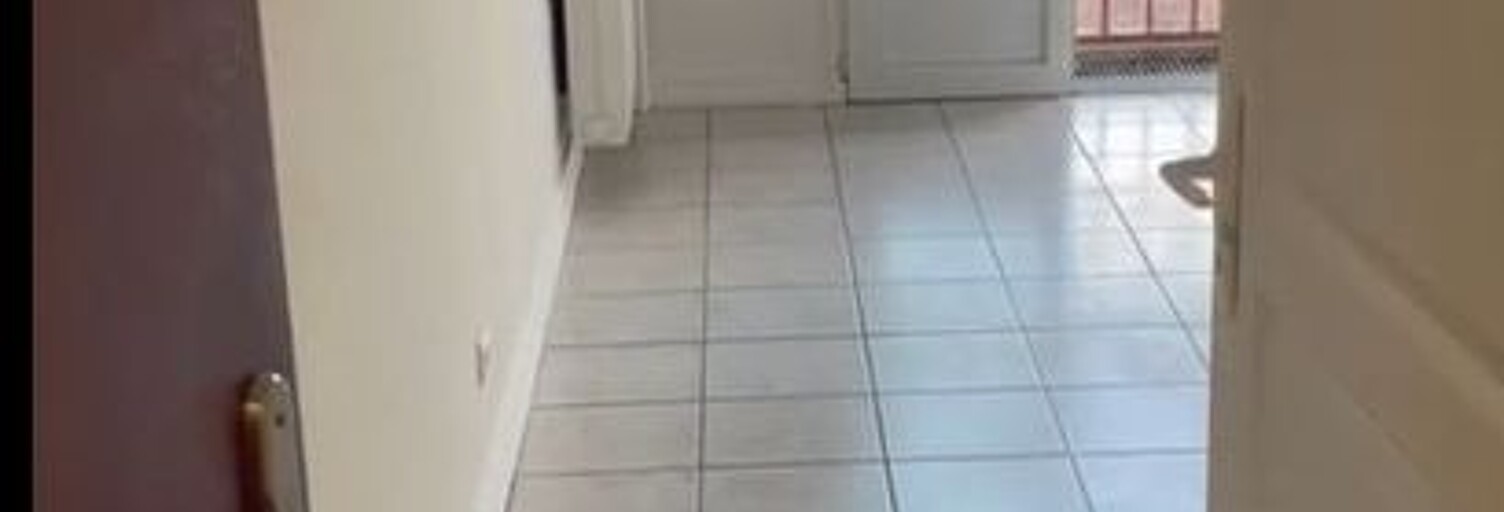 Appartement 1 Pièce 15 m² à louer à Montluçon (03100)