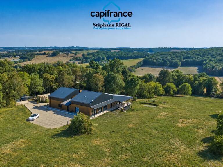 Propriete à vendre 10 pièces proche de VILLEREAL (47) de 500m2 habitables et de 3,85 ha de terrain — photo 1