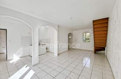 Maison à vendre 4 pièces 73 m3 jardin garage PUYVERT (84) — photo du bien