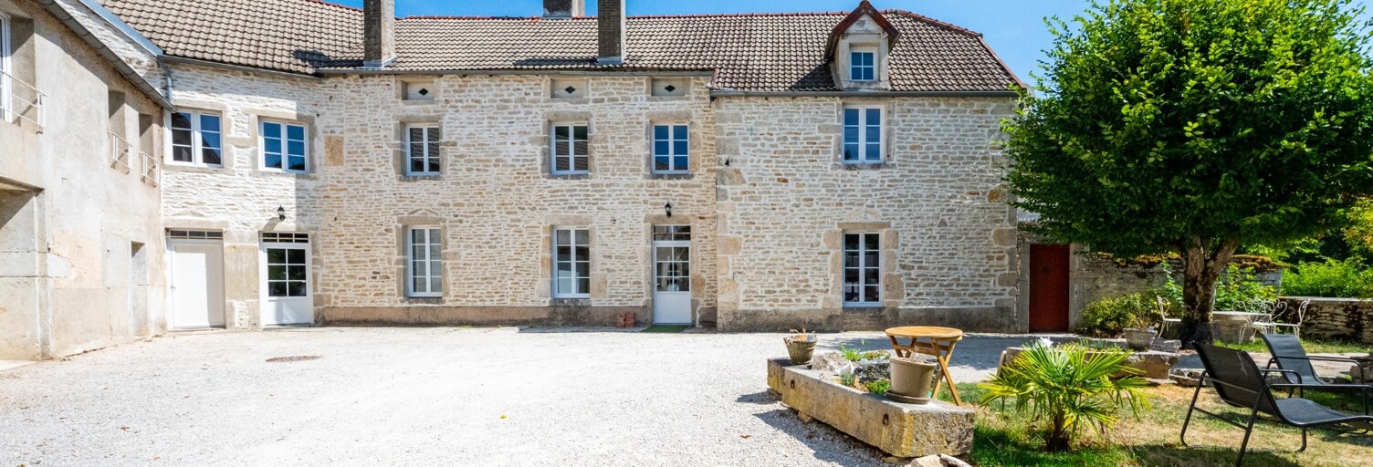 Commerce 30 Pièces 580 m² à vendre à Moloy (21120)