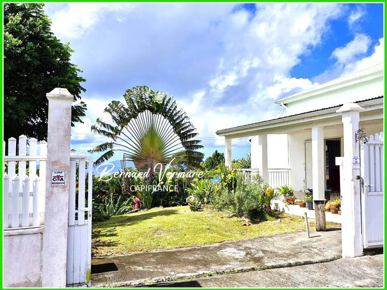 Maison vue mer et les Saintes - 7 pièces - 4 chambres - 130 m² sur terrain 1000m² — photo 1