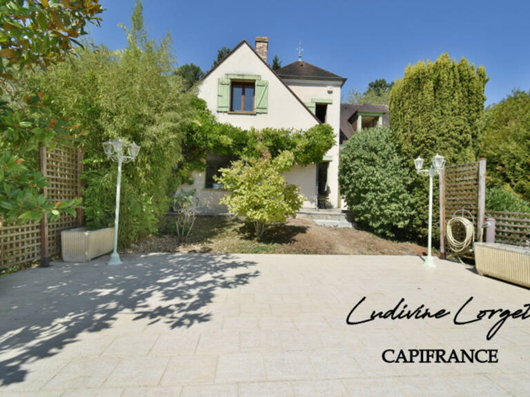 Maison à vendre à Château-Thierry (02) – 260 m² – 4 chambres + bureau – Sous-sol 70 m² – Terrasse 70 m² – Terrain clos 1 464 m² – Très belle vue – Exposition Est/Ouest – Proche écoles – Quartier calme — photo 1