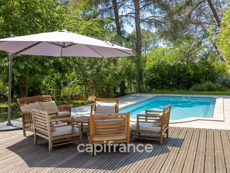 Maison à vendre 7 pièces avec T2 indépendant avec jardin — photo 1
