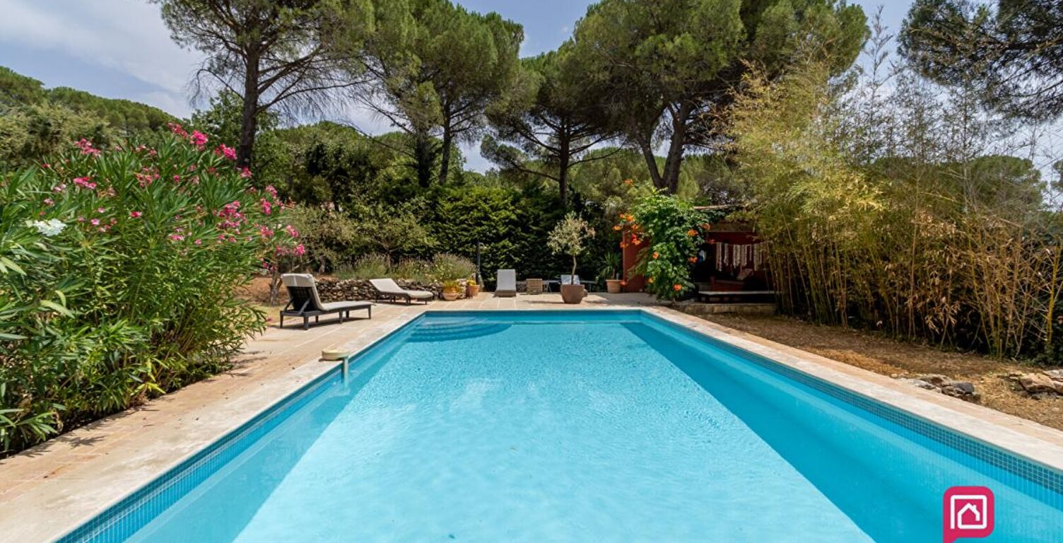 CAMPS LA SOURCE - Maison de charme avec piscine et dépendances en plein coeur de la Provence Verte — photo 1