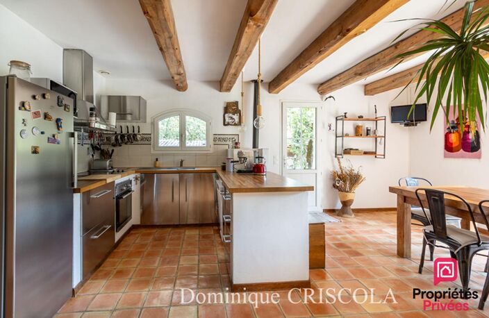 CAMPS LA SOURCE - Maison de charme avec piscine et dépendances en plein coeur de la Provence Verte — photo 5