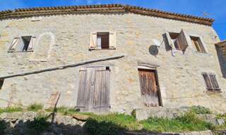 Maison 6 Pièces 230 m² à vendre à Bargème (83840)