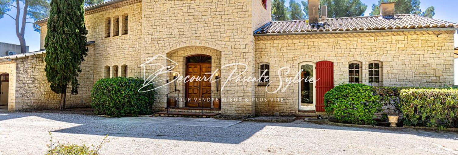 Maison 8 Pièces 263 m² à vendre à Beaumes-de-Venise (84190)