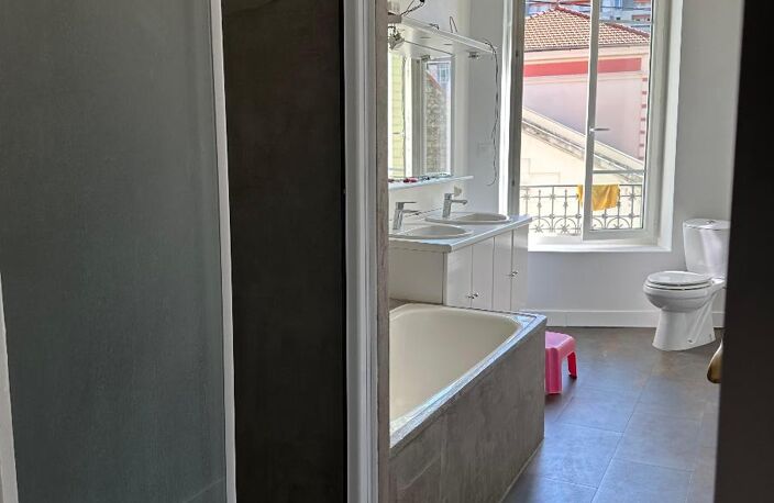 Location appartement 3 pièces 92 m² à Saint-Étienne (42000) — photo 5