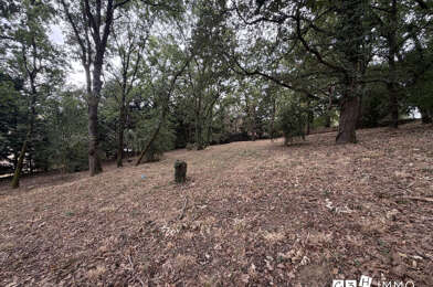 Terrain  82000 €
