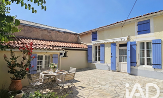 Maison 5 Pièces 80 m² à vendre à Saint-Jean-d'Angély (17400)