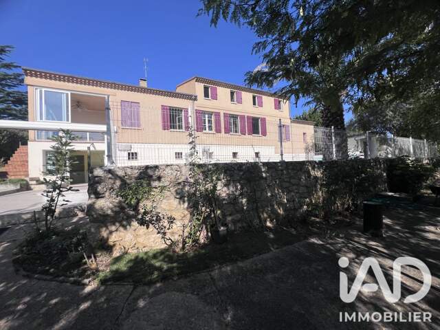 Vente Maison traditionnelle 13 pièces — photo du bien