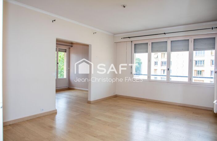 F4 lumineux - Terrasse - 2 caves - 1 parking — photo 2