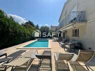 Maison traditionnelle avec piscine — photo 2