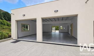 Maison 5 Pièces 305 m² à vendre à Coursegoules (06140)