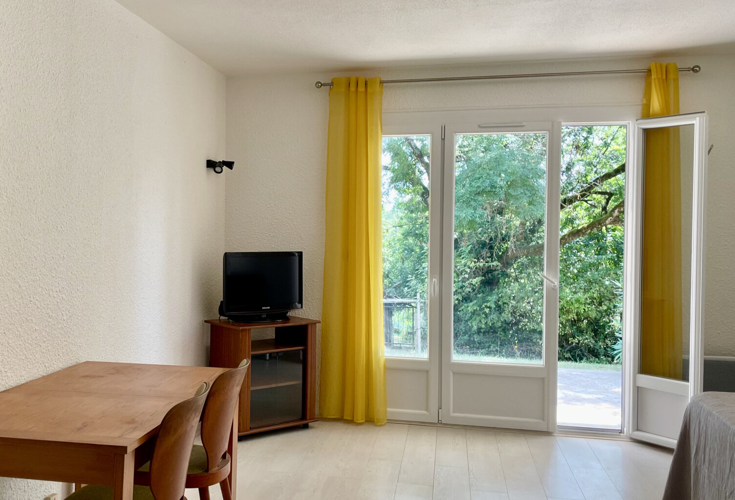 Royan - Studio avec terrasse couverte et parking privatif — photo 1