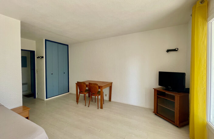 Royan - Studio avec terrasse couverte et parking privatif — photo 3