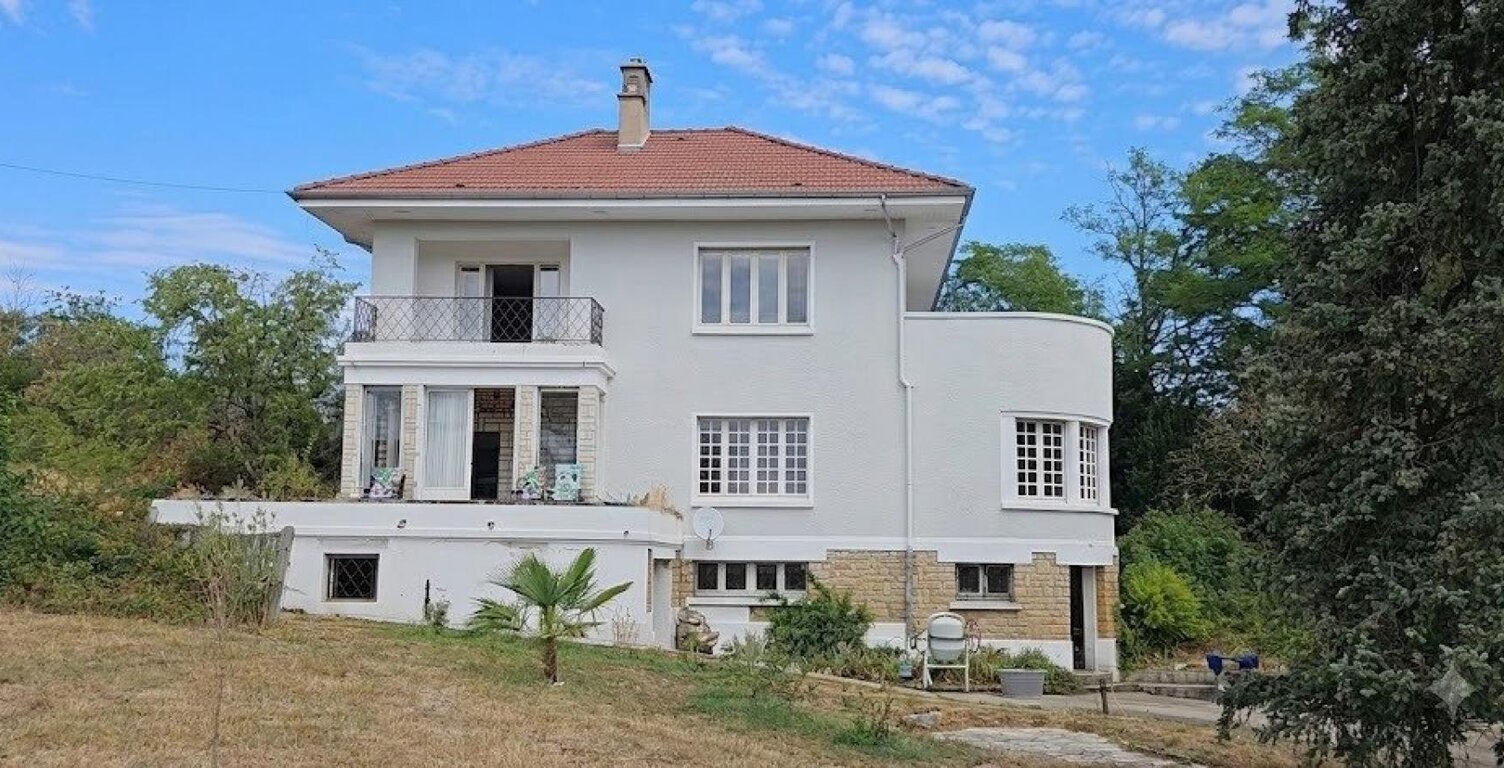 Demeure d'exception de 260m² sur parc de 6 300 m² — photo 1