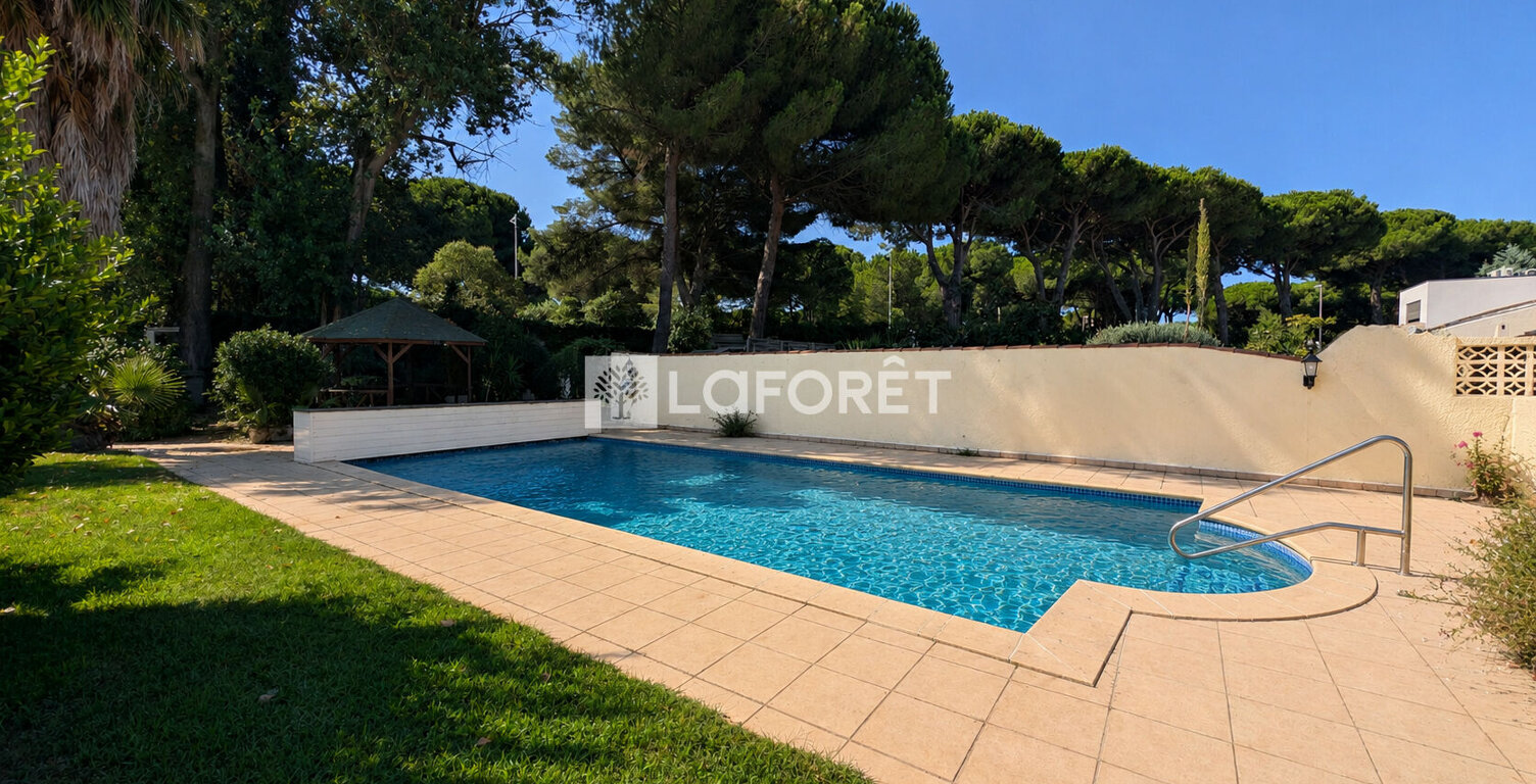 Maison - La Grande Motte - 7 pièces - 176 m² — photo 1