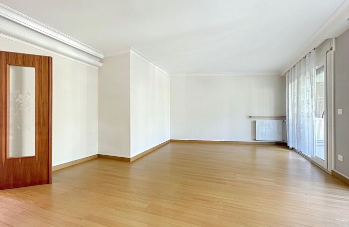 Valence centre – Appartement avec garage, cave et balcons — photo 2