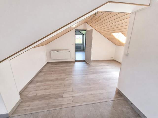 Appartement à vendre 2 pièces  (05) — photo du bien
