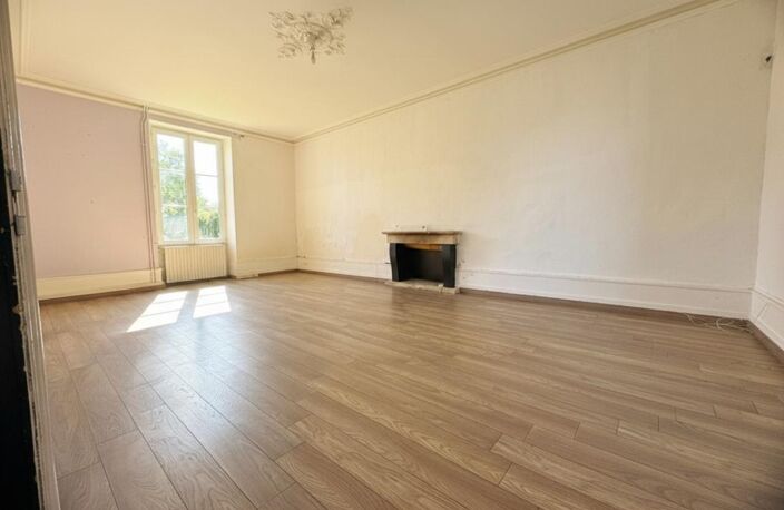   Maison de caractère – 6 chambres – Dépendance – Terrain arboré de 1 400 m² — photo 4