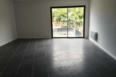 Appartement 3 pièces 1285 €