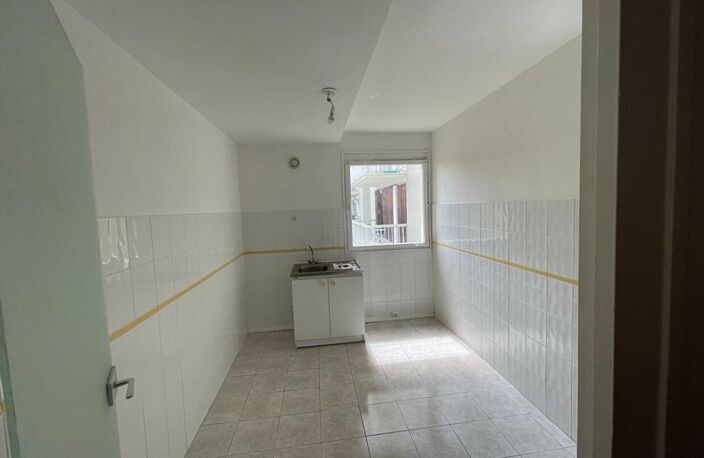 Appartement MANTES-LA-JOLIE 3 pièce(s) 63.95 m² - ORPI EPONE IMMOBILIER MT — photo 4