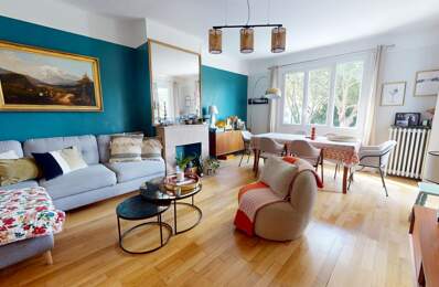 Appartement À Vendre — photo du bien