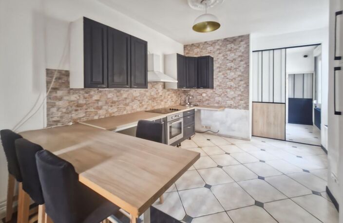 Appartement À Louer — photo 2