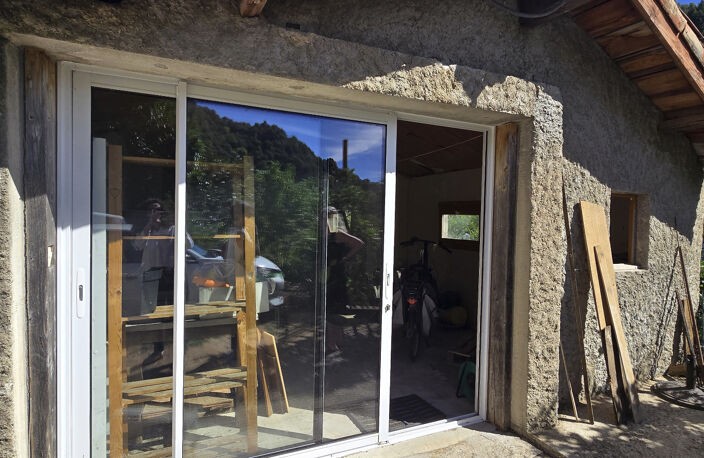 Ardèche, St Sauveur de Montagut, dans la vallée de l'Eyrieux maison en pierres et une annexe pour atelier ou projet studio indépendant — photo 2