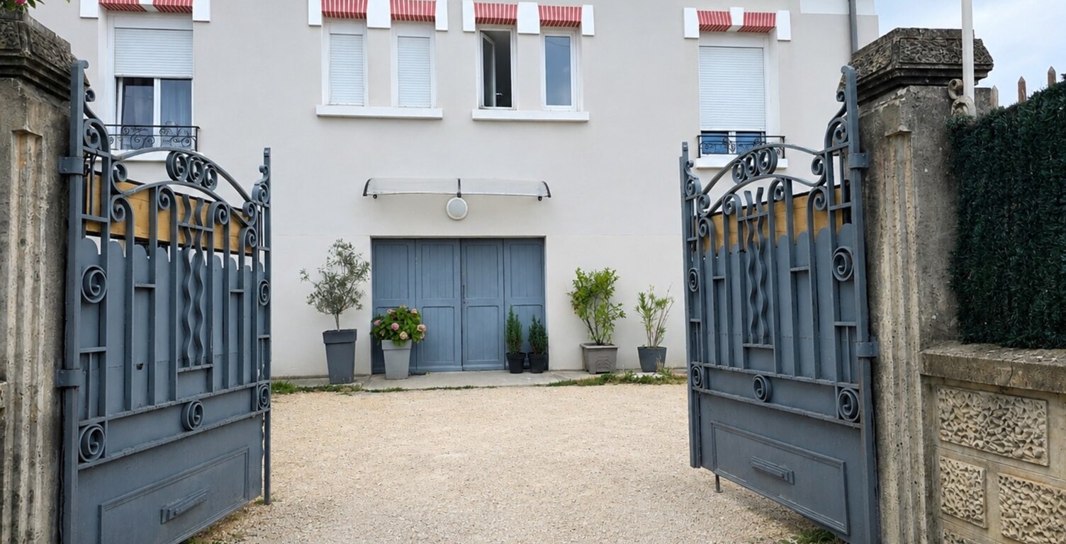Présentation du bien : Maison 6 pièces à vendre aux ABRETS — photo 1