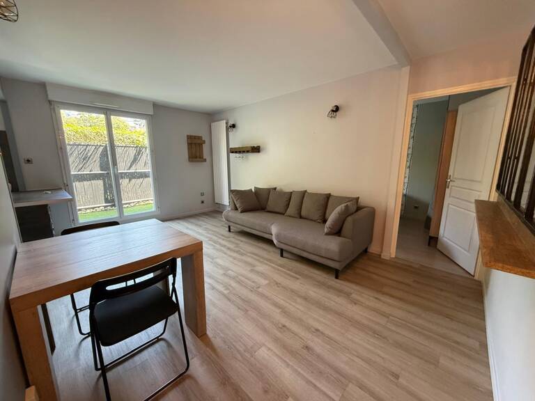 Appartement 3 pièces meublé avec terrasse et parking - ECOUEN (95) — photo 1