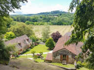 A vendre. Ensemble de 250m² à Tursac (24) avec maison d'habitation, gîte, piscine lagon sur près de 1,5 hectares de terrain en partie boisé. possibilité de création d'une auberge. Source. Géothermie — photo 4