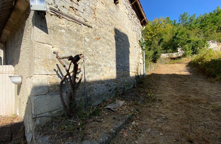 Grange en pierre à fort potentiel, cadre verdoyant et calme à Saint-Maximin (60) — photo 4