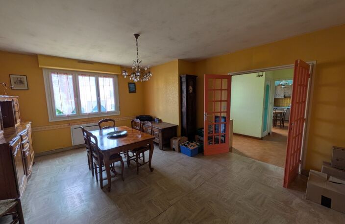 PLOËRDUT NÉO BRETONNE DE 123 M² ENVIRON 5 PIÈCES AVEC VIE DE PLAIN PIED PARCELLE CLÔTURÉE DE 803m² — photo 5