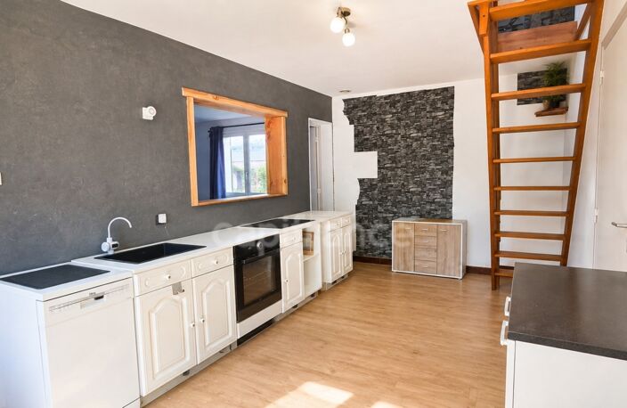 TOULON-SUR-ARROUX – MAISON AVEC 2 GARAGES ATTENANTS, JARDIN ET COMBLES AMÉNAGEABLES — photo 2