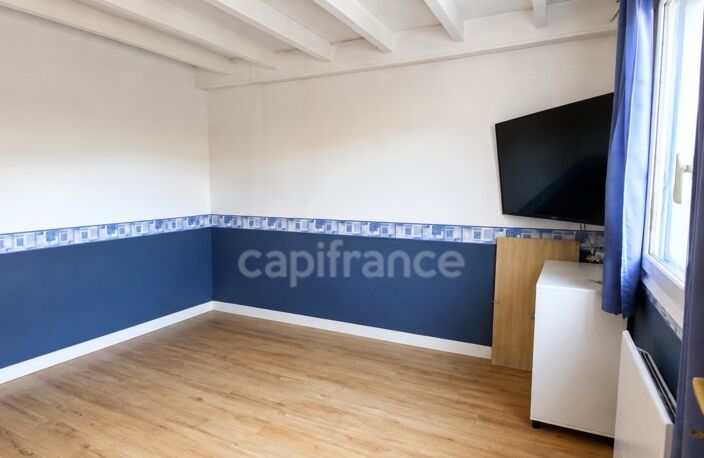 TOULON-SUR-ARROUX – MAISON AVEC 2 GARAGES ATTENANTS, JARDIN ET COMBLES AMÉNAGEABLES — photo 4