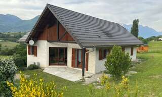 Maison 4 Pièces 110 m² à louer à Saint-Pierre-de-Soucy (73800)