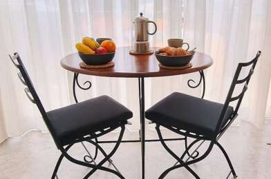 Appartement 1 pièces 830 €